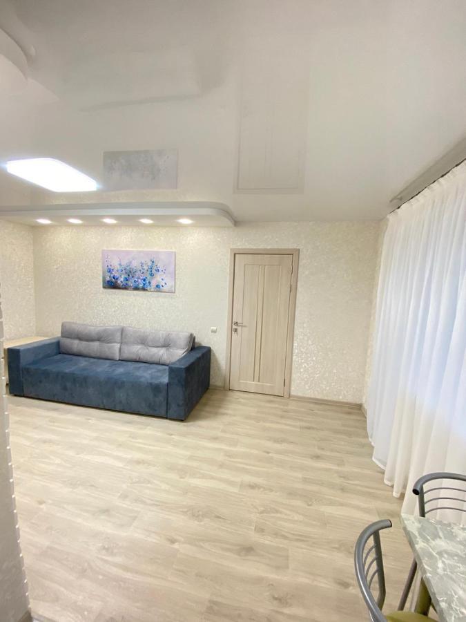 Suite Mira Avenue Center Двухкомнатная Квартира В Центре Возле Тц Цум Tsjernihiv Buitenkant foto